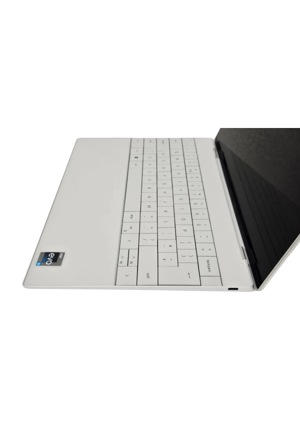 Bezramkowy aluminiowy ultrabook Dell XPS 9320 i5-1240P 16GB 512GB SSD 13,4